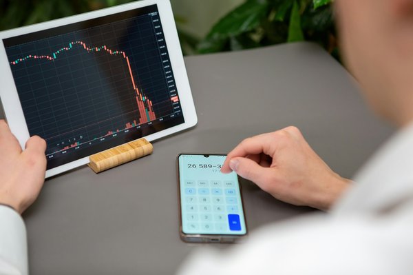 Comment le meilleur broker peut-il optimiser vos investissements en actions ?