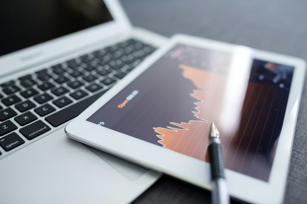 Les clés pour devenir un trader rentable : stratégies et conseils